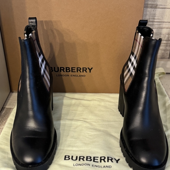 Burberry Black Leather Ankle Boots - Picture 2 of 7